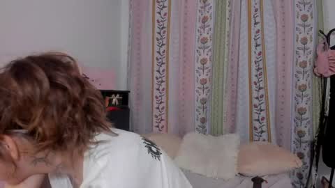 Snapshot of azumi_saan chatting on 06-30-26, 04:35 azumi saan online show from 06-30-26, 04:35