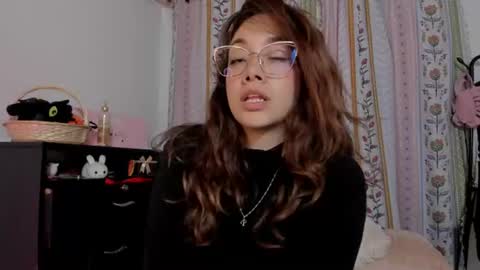 Snapshot of azumi_saan chatting on 07-07-26, 02:25 azumi saan online show from 07-07-26, 02:25
