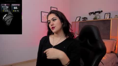 Snapshot of azurra_amatto2 chatting on 11-03-25, 08:32 Azurra online show from 11-03-25, 08:32