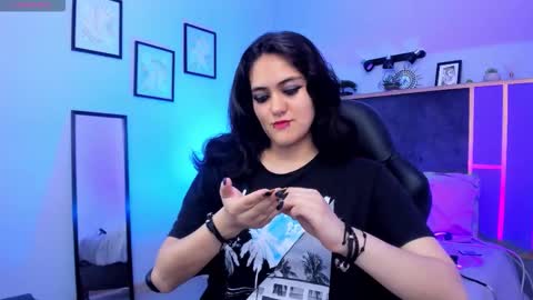 Snapshot of azurra_amatto2 chatting on 11-13-25, 09:14 Azurra online show from 11-13-25, 09:14