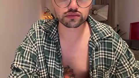 Snapshot of b0hdan chatting on 07-11-26, 02:47 b0hdan online show from 07-11-26, 02:47