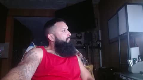 Snapshot of b713htx chatting on 05-20-26, 06:41 Miguel online show from 05-20-26, 06:41