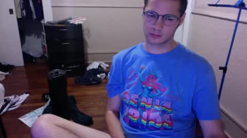 Snapshot of b8torbro chatting on 10-15-25, 10:26 B8torbro online show from 10-15-25, 10:26