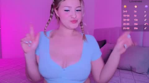 Bella Wooowww online show from 04-29-26, 02:37