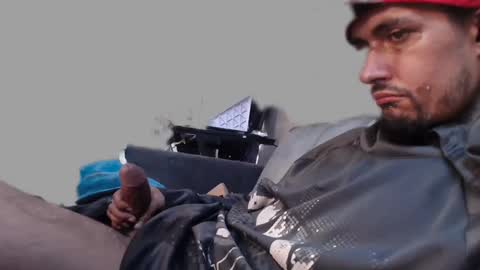 Snapshot of b_ill6669 chatting on 10-29-25, 12:02 bill9and1half online show from 10-29-25, 12:02