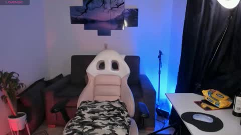 Snapshot of baaby_boyy chatting on 09-12-25, 09:42 odeley online show from 09-12-25, 09:42