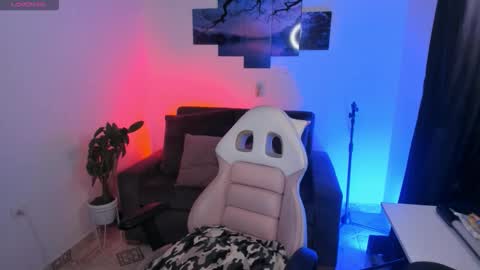 Snapshot of baaby_boyy chatting on 10-26-25, 09:37 odeley online show from 10-26-25, 09:37