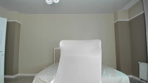 Monica online show from 09-22-25, 12:45