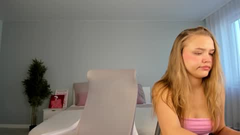 Monica online show from 10-18-25, 12:57