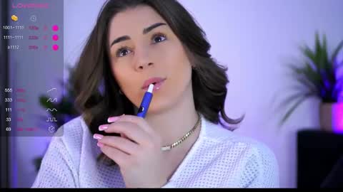 Snapshot of babbyaisha chatting on 01-13-26, 05:40 Inna online show from 01-13-26, 05:40