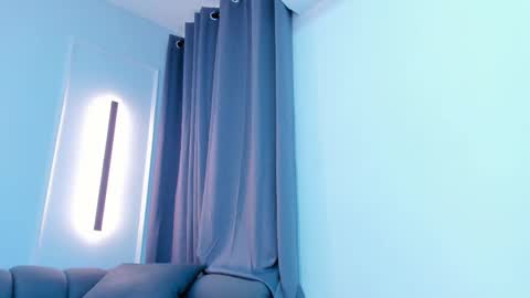 Snapshot of babe_katty chatting on 03-09-25, 05:28 Katty online show from 03-09-25, 05:28