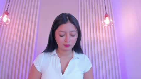 Snapshot of babe_katty chatting on 10-22-25, 11:43 Katty online show from 10-22-25, 11:43