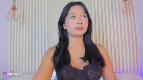Snapshot of babe_katty chatting on 11-21-25, 11:53 Katty online show from 11-21-25, 11:53