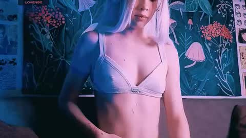 babe_moister online show from 09-16-25, 07:53