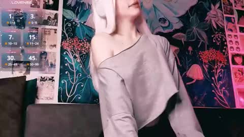 babe_moister online show from 10-05-25, 05:50