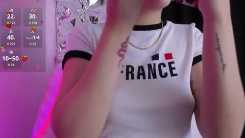 Queen B online show from 01-10-26, 12:29