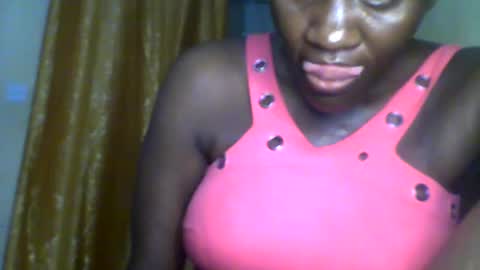 Snapshot of babedall chatting on 06-12-26, 10:41 babedall online show from 06-12-26, 10:41