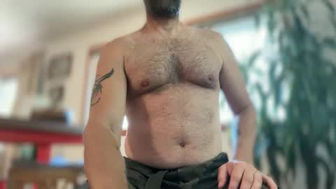 Snapshot of babeheater chatting on 04-03-26, 10:08 babeheater online show from 04-03-26, 10:08