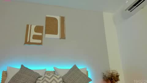 Snapshot of babesexy19_ chatting on 02-20-26, 01:24 itzell online show from 02-20-26, 01:24