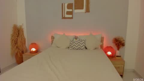 Snapshot of babesexy19_ chatting on 06-09-26, 11:16 itzell online show from 06-09-26, 11:16