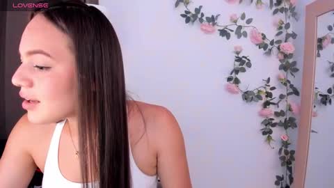 Snapshot of baby_ashly chatting on 09-26-25, 02:48 baby ashly online show from 09-26-25, 02:48