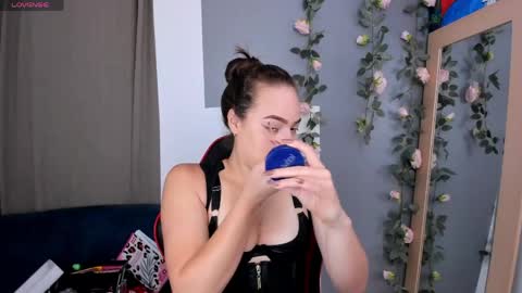 Snapshot of baby_ashly chatting on 05-11-26, 05:32 baby ashly online show from 05-11-26, 05:32