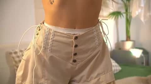 Cristy online show from 10-28-25, 02:31