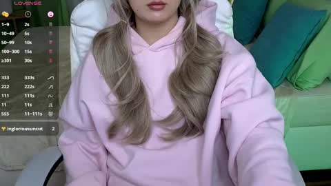 Snapshot of baby_debbie chatting on 02-22-25, 07:47 Debora online show from 02-22-25, 07:47