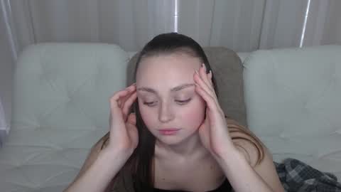 Baby emmaa online show from 02-06-25, 01:21