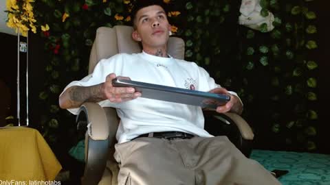 OF GxoXabs online show from 12-26-24, 01:07