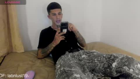Snapshot of baby_gio chatting on 05-06-26, 03:50 OF GxoXabs online show from 05-06-26, 03:50