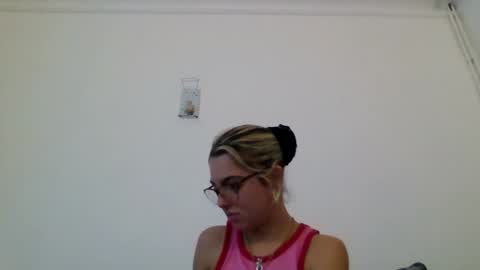 baby_girls2224 online show from 01-16-26, 09:46