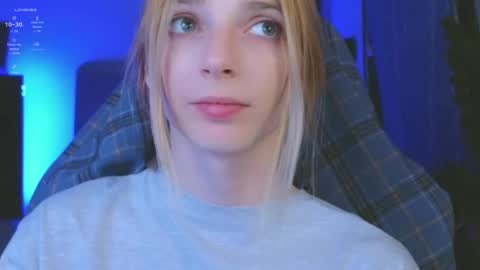 Snapshot of baby_gopn1k chatting on 12-20-24, 06:02 baby gopn1k online show from 12-20-24, 06:02