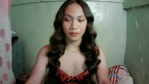 Snapshot of baby_hanabi chatting on 01-30-25, 08:22 Viatrice online show from 01-30-25, 08:22