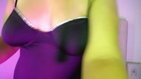 BABY HONEY online show from 12-16-24, 12:59