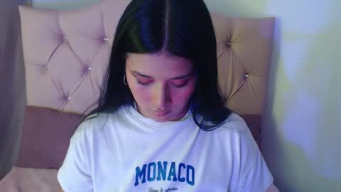 BABY HONEY online show from 01-10-25, 01:32