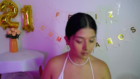 BABY HONEY online show from 01-12-25, 03:17