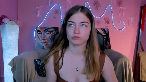 Snapshot of baby_hotte chatting on 06-19-26, 06:29 baby online show from 06-19-26, 06:29