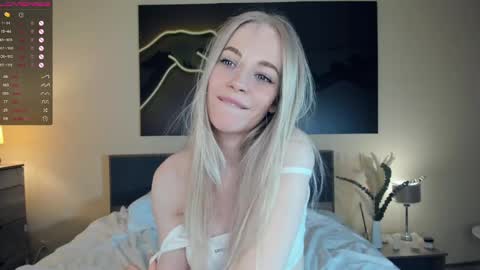Snapshot of baby_is_ready chatting on 03-08-25, 12:20 Emily online show from 03-08-25, 12:20