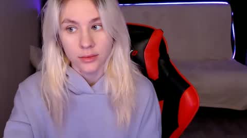 baby_kitte online show from 12-09-24, 03:29