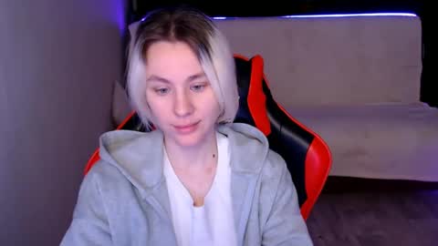 baby_kitte online show from 12-12-24, 11:58