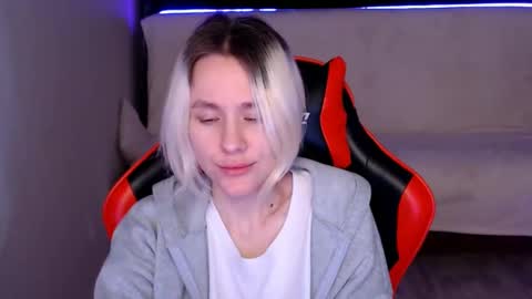 baby_kitte online show from 12-13-24, 06:31