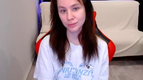 baby_kitte online show from 12-19-24, 03:29