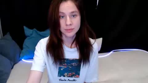 baby_kitte online show from 12-20-24, 07:22