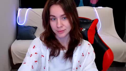 baby_kitte online show from 01-01-25, 07:41