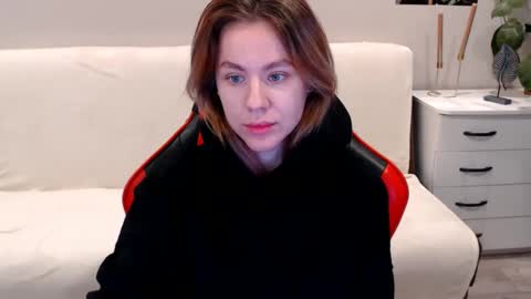 baby_kitte online show from 01-13-25, 12:09