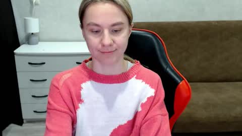 baby_kitte online show from 11-13-25, 04:11