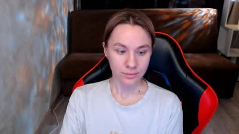 baby_kitte online show from 11-26-25, 03:07