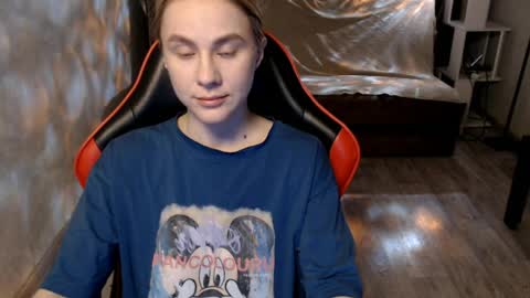 baby_kitte online show from 04-04-26, 12:42