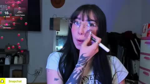 lily online show from 12-16-25, 01:16